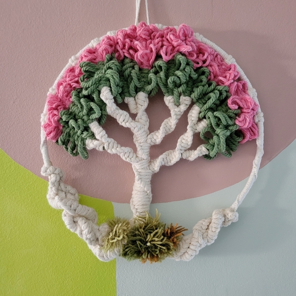 Macramé Tree of Life - Picture 4 of 4